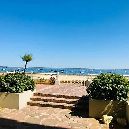 T2 Acces Direct - Parking - Clim - Balcon & Jardin - Velos - Centre Apartment
